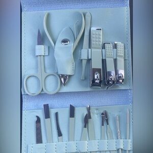 Mint Green Manicure Set